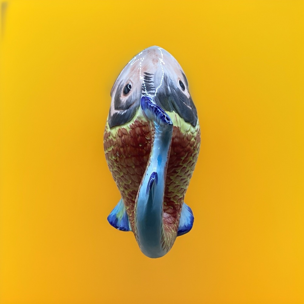Vtg Hand Painted Gurgle Leaping Fish‎ Jug Pitcher Vase Taiwan Decorative As Is - Picture 8 of 8